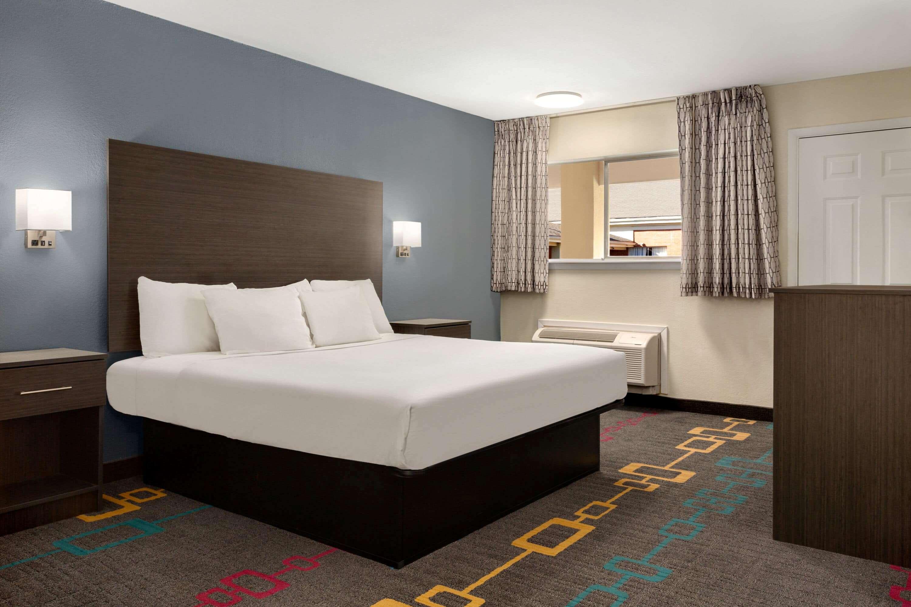 Days Inn By Wyndham Lawton Exteriör bild